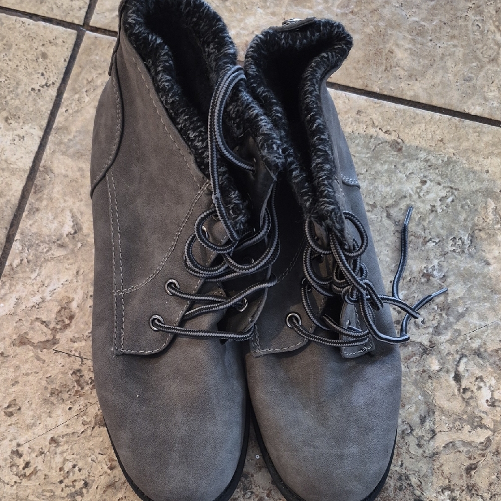 Sporto Gray Lace-Up Faux Fur Ankle Boots